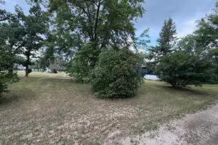 610 S Main St, Badger, MN 56714 - Photo 22