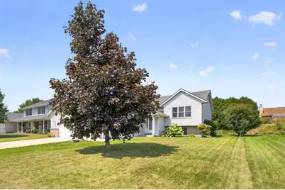 290 5th Avenue SE, Plainview, MN 55964 - Photo 4