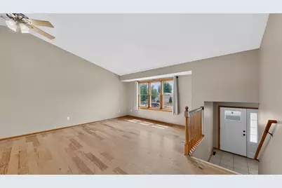 290 5th Avenue SE, Plainview, MN 55964 - Photo 12