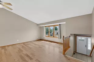 290 5th Ave SE, Plainview, MN 55964 - Photo 12
