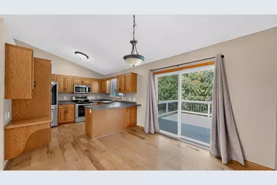 290 5th Avenue SE, Plainview, MN 55964 - Photo 10