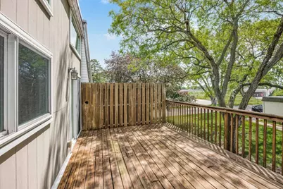 1005 W 105th Street, Bloomington, MN 55431 - Photo 8