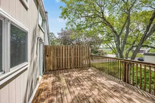 1005 W 105th St, Bloomington, MN 55431 - Photo 8