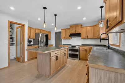 945 Westchester Avenue, Shakopee, MN 55379 - Photo 12