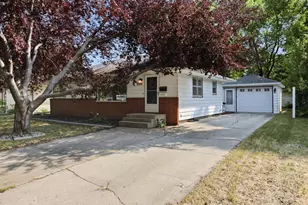 1208 18th St S, Moorhead, MN 56560 - Photo 1