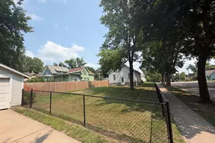 420 SW 11th St, Willmar, MN 56201 - Photo 6