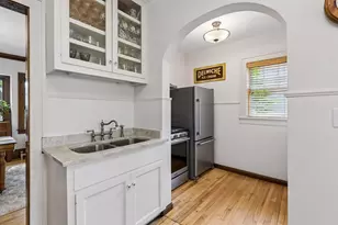 3001 W 47th St, Minneapolis, MN 55410 - Photo 16