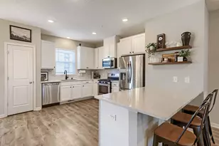 1668 Windigo Ln, Shakopee, MN 55379 - Photo 8
