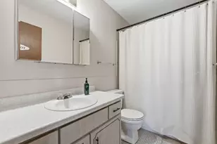 4045 Hodgson Rd, Shoreview, MN 55126 - Photo 10