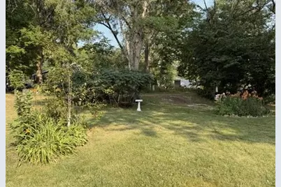1113 Drake Avenue, Windom, MN 56101 - Photo 20