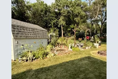 1113 Drake Avenue, Windom, MN 56101 - Photo 24