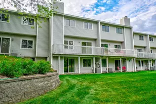 2174 Tower Ct, Woodbury, MN 55125 - Photo 1