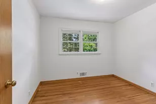 14110 Bellevue Dr, Minnetonka, MN 55345 - Photo 14
