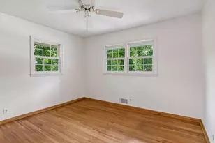 14110 Bellevue Dr, Minnetonka, MN 55345 - Photo 12