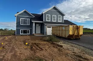 976 Willow Gln Ave, Somerset, WI 54025 - Photo 1