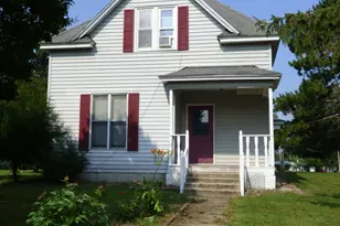 2 S Maple Ave, Le Center, MN 56057 - Photo 10