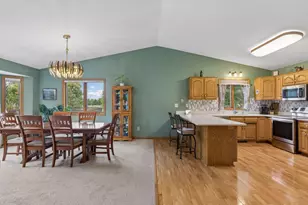 536 Raider Dr, Hudson, WI 54016 - Photo 8