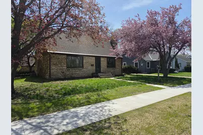 333 Page Avenue, North Mankato, MN 56003 - Photo 1