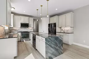 18001 Gleaming Ct, Lakeville, MN 55044 - Photo 12