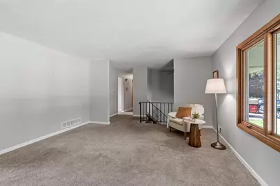 444 County Road B E, Maplewood, MN 55117 - Photo 6
