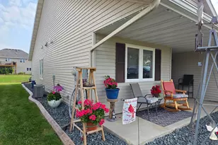 114 6th Ave N E, Elgin, MN 55932 - Photo 6