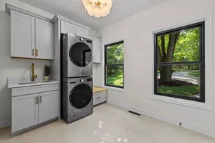 6524 Aster Cir, Excelsior, MN 55331 - Photo 24