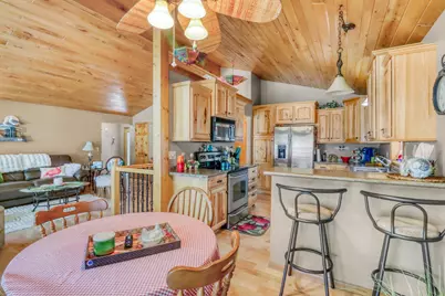 672 S Shore Drive, Detroit Lakes, MN 56501 - Photo 10