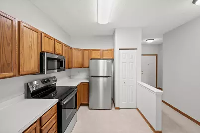 855 Providence Drive, Shakopee, MN 55379 - Photo 10