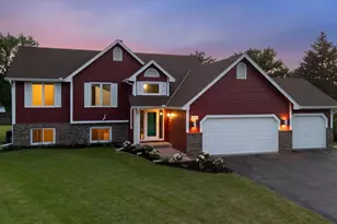 4635 Yorktown Ln N, Plymouth, MN 55442 - Photo 2