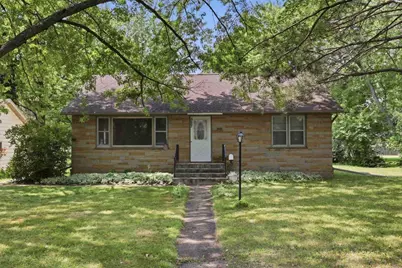 527 Morrison Street, Mora, MN 55051 - Photo 2