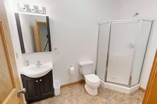 542 Benson Ave SW, Willmar, MN 56201 - Photo 8