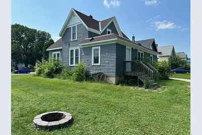 613 3rd Street SW upstairs #2, Willmar, MN 56201 - Photo 4