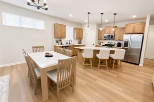 1092 Annacotte Ln, Rosemount, MN 55068 - Photo 8