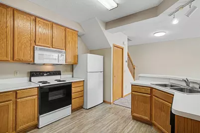 15345 Greenhaven Lane #103, Burnsville, MN 55306 - Photo 8
