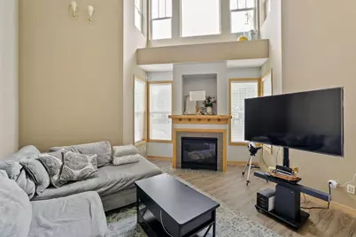 3033 Chamberlain Street N #4, Maplewood, MN 55109 - Photo 6