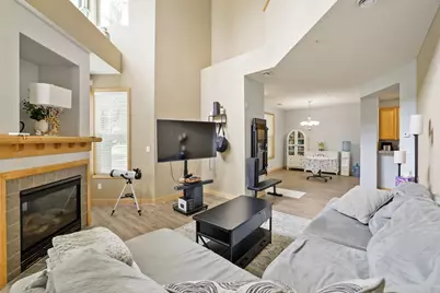 3033 Chamberlain Street N #4, Maplewood, MN 55109 - Photo 8