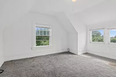 822 Charles Avenue, Saint Paul, MN 55104 - Photo 8