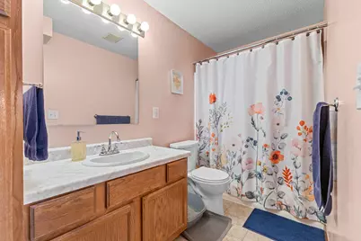1225 Ferndale Street N #B18, Maplewood, MN 55119 - Photo 12