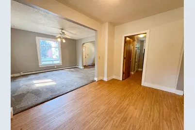 127 E Summit Avenue, Fergus Falls, MN 56537 - Photo 10