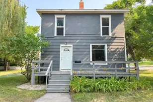 127 E Summit Ave, Fergus Falls, MN 56537 - Photo 1
