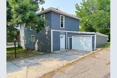 127 E Summit Avenue, Fergus Falls, MN 56537 - Photo 2