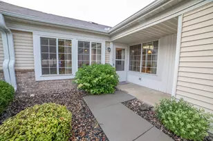 14677 Bloomfield Way, Rosemount, MN 55068 - Photo 2