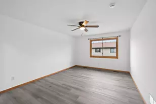 5127 84th Ct N, Brooklyn Park, MN 55443 - Photo 24
