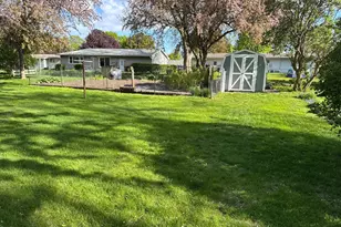 799 4th St SW, Wells, MN 56097 - Photo 70