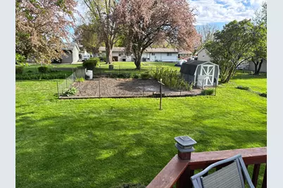 799 4th Street SW, Wells, MN 56097 - Photo 32
