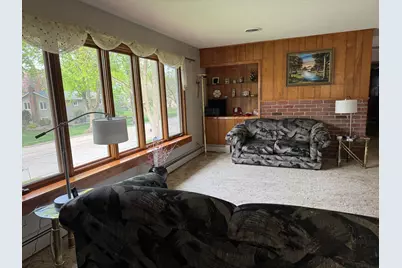 799 4th Street SW, Wells, MN 56097 - Photo 6