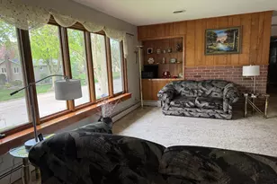 799 4th St SW, Wells, MN 56097 - Photo 6