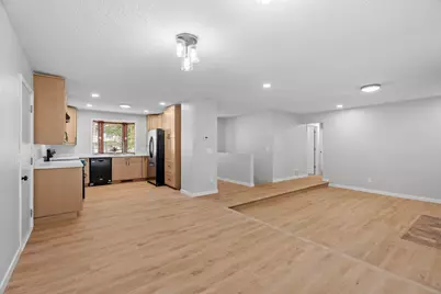 9665 106th Avenue N, Maple Grove, MN 55369 - Photo 12