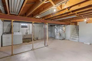 9908 Oxborough Rd, Bloomington, MN 55437 - Photo 32