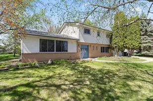 9908 Oxborough Rd, Bloomington, MN 55437 - Photo 2